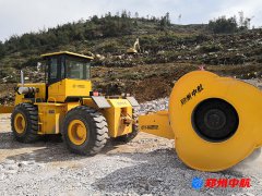 山東省采用液壓夯實機、中航?jīng)_擊壓路機施工案
