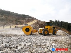 河南鄭州采用沖擊壓路機(jī)、液壓夯實(shí)機(jī)施工案例